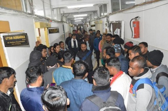 B.Ed students threatened SC Welfare Dept to move to High Court if Scholarship is not cleared within 1 Week B.Ed students threatened SC Welfare Dept to move to High Court if Scholarship is not cleared within 1 Week